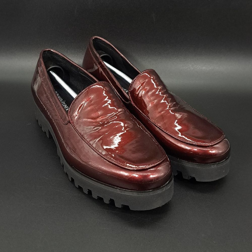 Donald Pliner Elen Loafers Size 9 burgundy Patent Leather